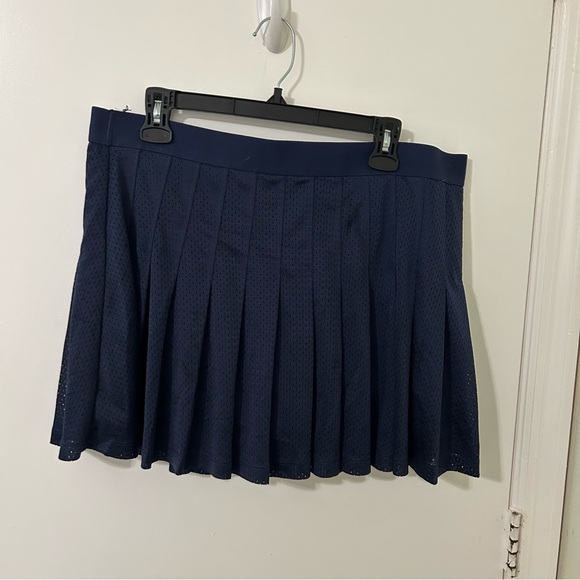 PINK Victoria's Secret Navy Blue Pleated Skirt Athletic Tennis Mini Skort XXL - Picture 1 of 4